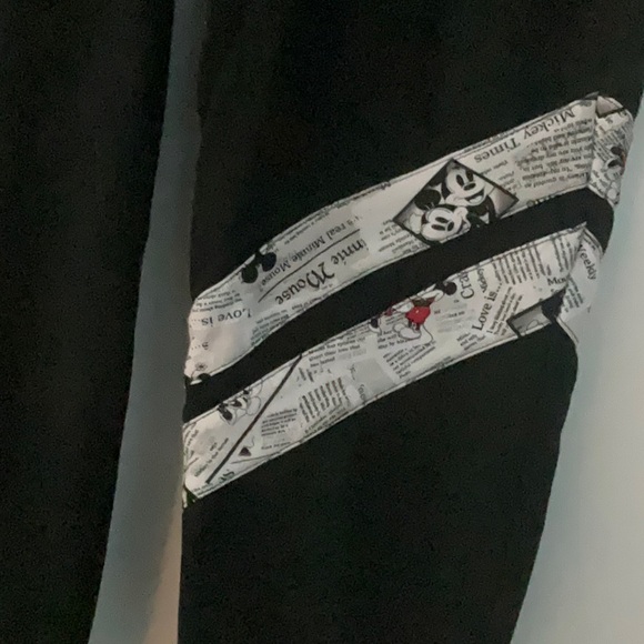 Disney World Mickey and Minnie Sweatpants - Picture 3 of 7